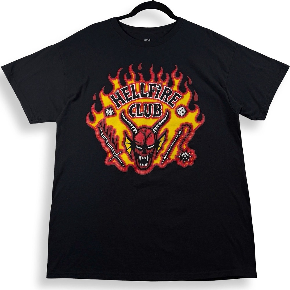 Stranger Things Hellfire Club Black Graphic Tee Mens Large Eddie Munson Dungeons